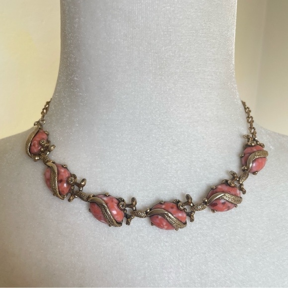 Vintage Gold Tone Art Deco Statement Necklace with Pink Stones - Picture 1 of 12